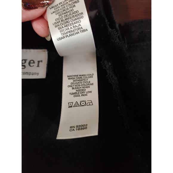 Villager NWT Vintage Romance Velvet Lace Trim Cami Tank Top Size M Whimsigoth - Picture 7 of 9